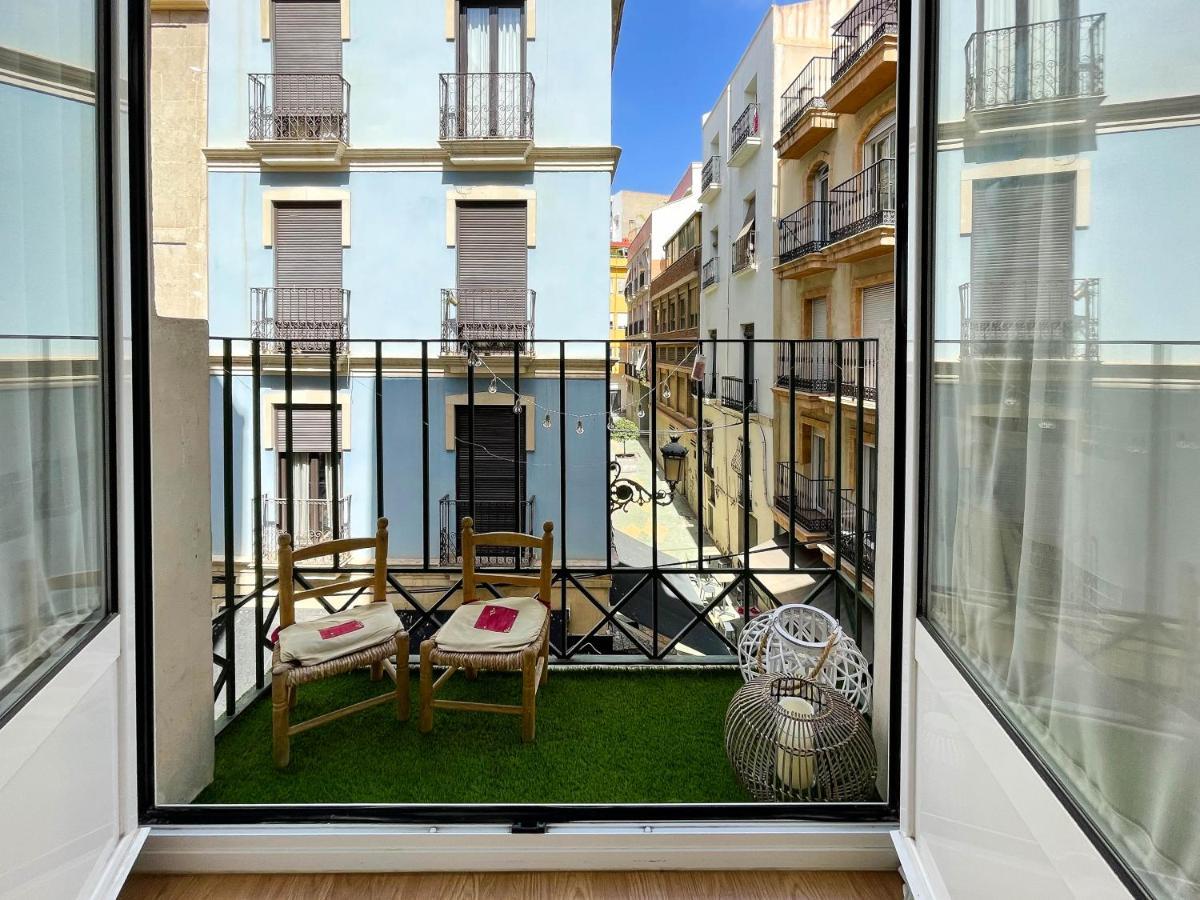 Apartamento Con Mucho Encanto En Pleno Centro 알리칸테 외부 사진